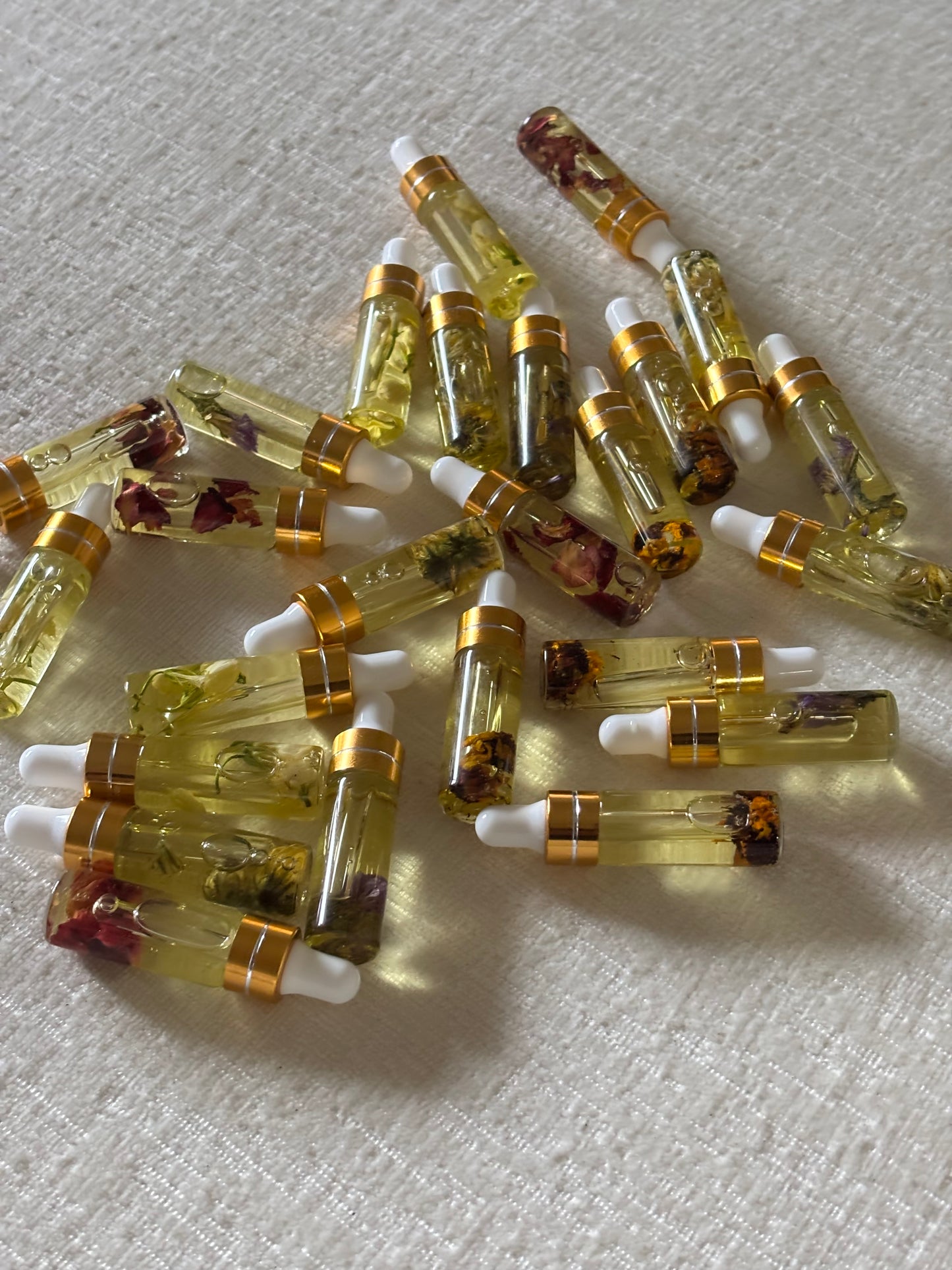 Body Oil Sample Box
